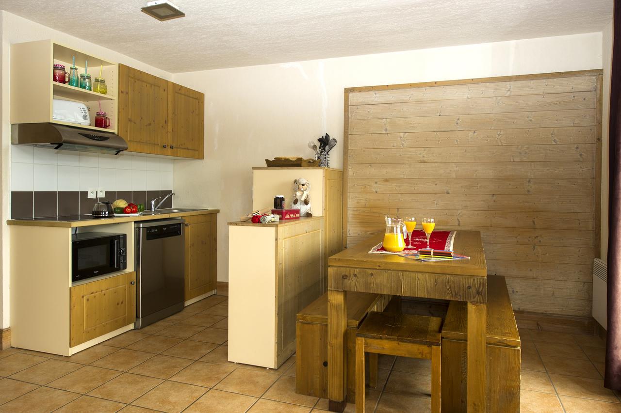 Residence Goelia Les Chalets De Wengen La Plagne Luaran gambar