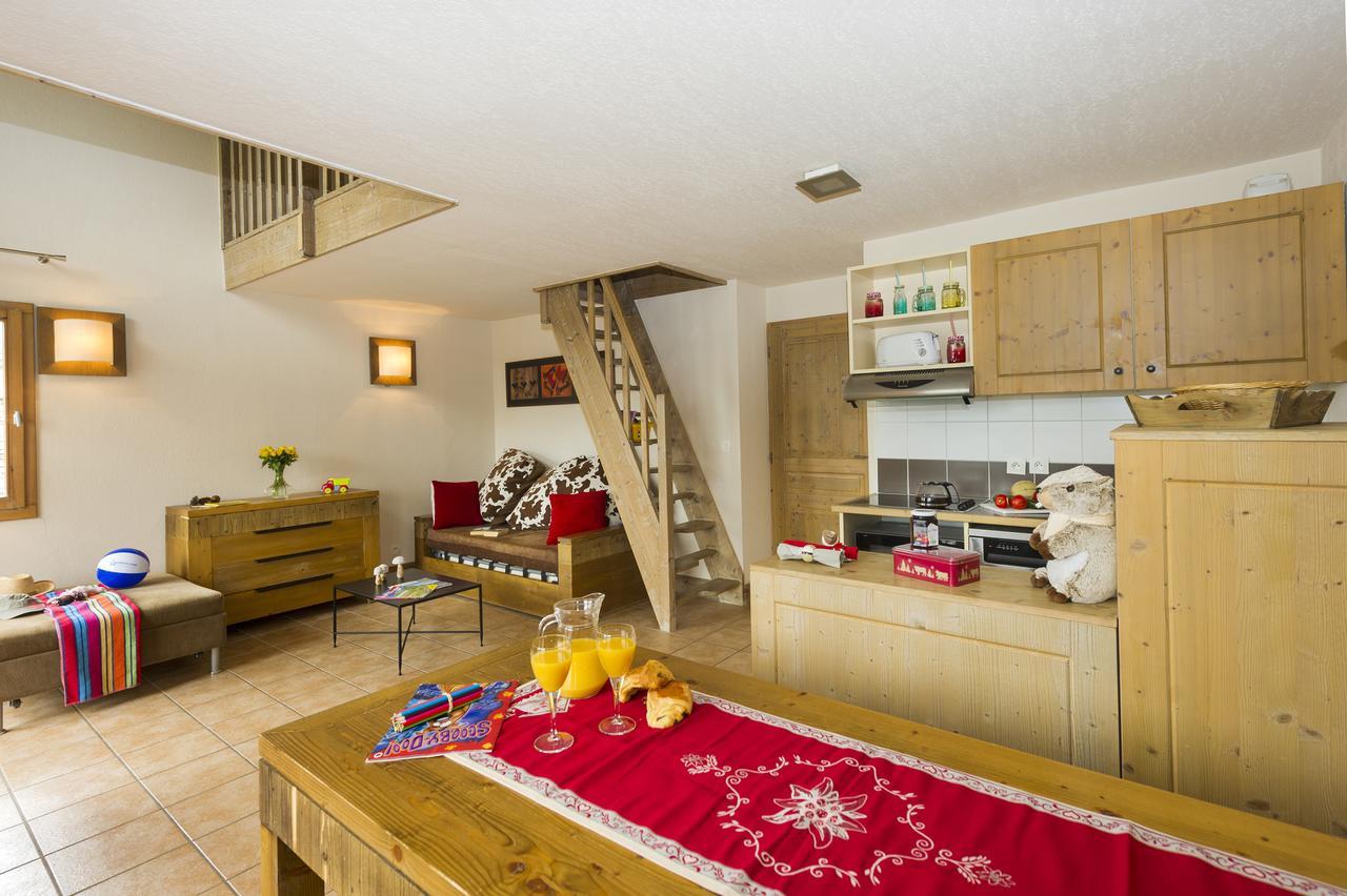 Residence Goelia Les Chalets De Wengen La Plagne Luaran gambar
